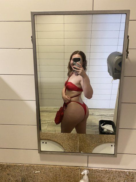 SERIOUS PEOPLE ONLY , DONT WASTE MY TIME💯 -book me 📲 💕I'm down for💋sex and ready to fuck🍑hard all types of sex🙅possi...